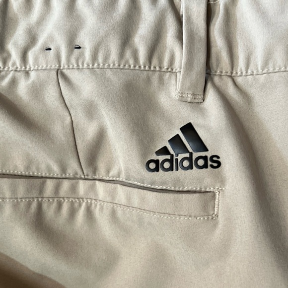 Adidas Tan Golf Athletic Chino Pants Classic Style Men’s 44 stretch button waist - Picture 15 of 16